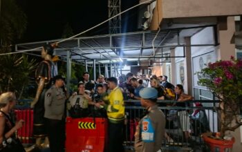 Lembar Dipadati Turis Asing: Polisi Jamin Keamanan dan Kelancaran Penyeberangan