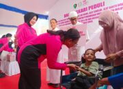 Ketua Umum Bhayangkari Salurkan 5.000 Paket Bansos, Gelar Bakti Kesehatan dan Religi di Ende, NTT