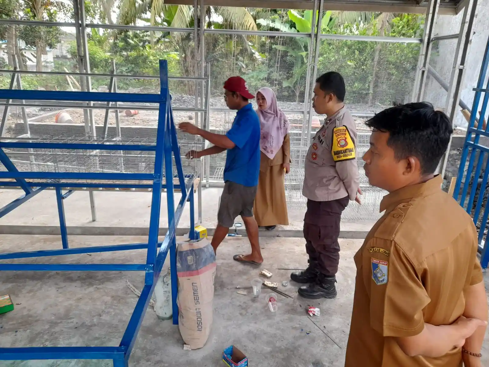 Bhabinkamtibmas Dukung Warga Gelogor Bangun Kemandirian Pangan dari Desa